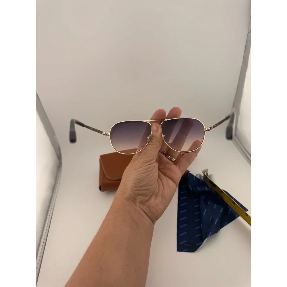 Fossil FOS3010S Gold Aviator Sunglasses WC 59-13-135 with Case‎ & Cleaning Cloth